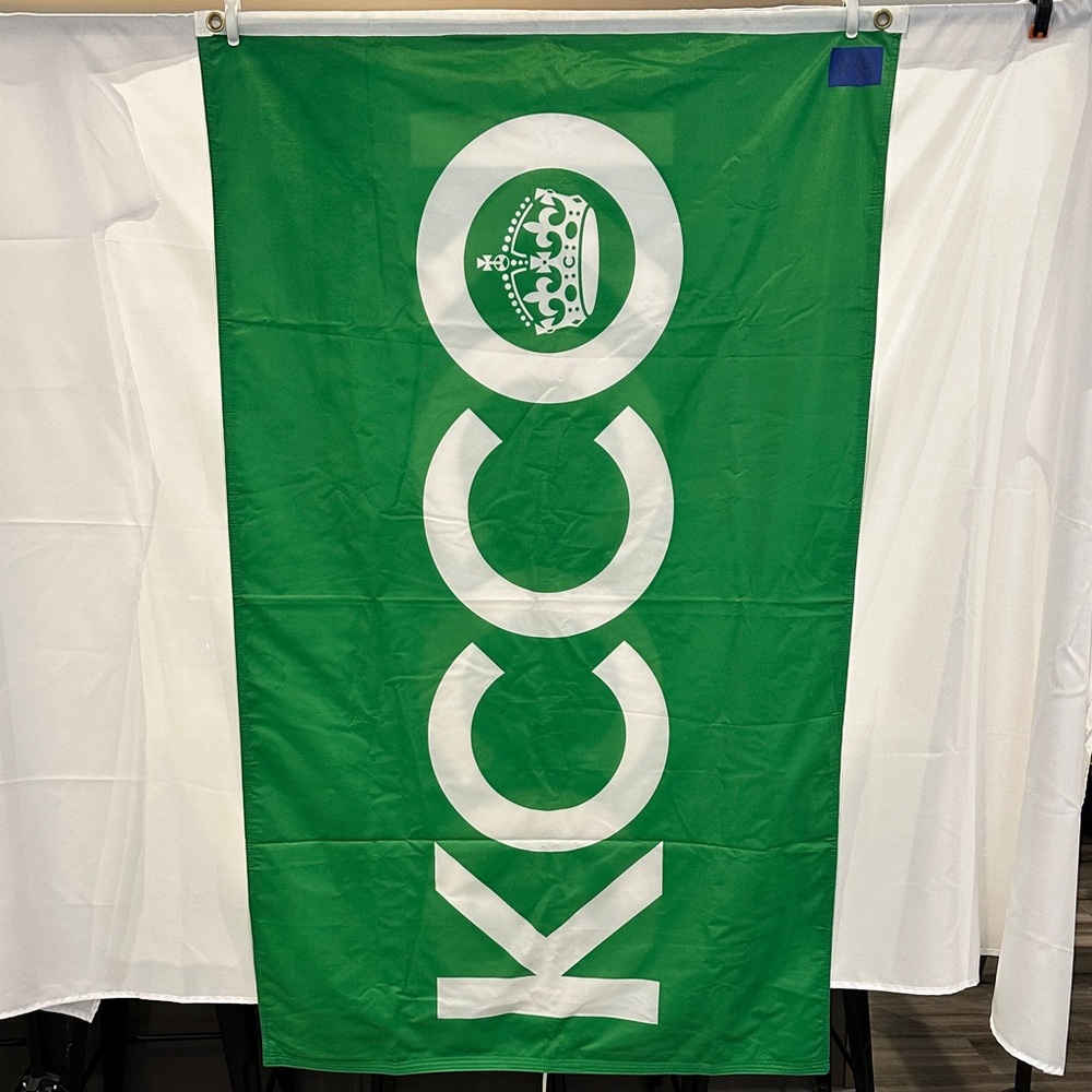 KCCO Keep Calm and Chive On Vertical Flag – Green & White